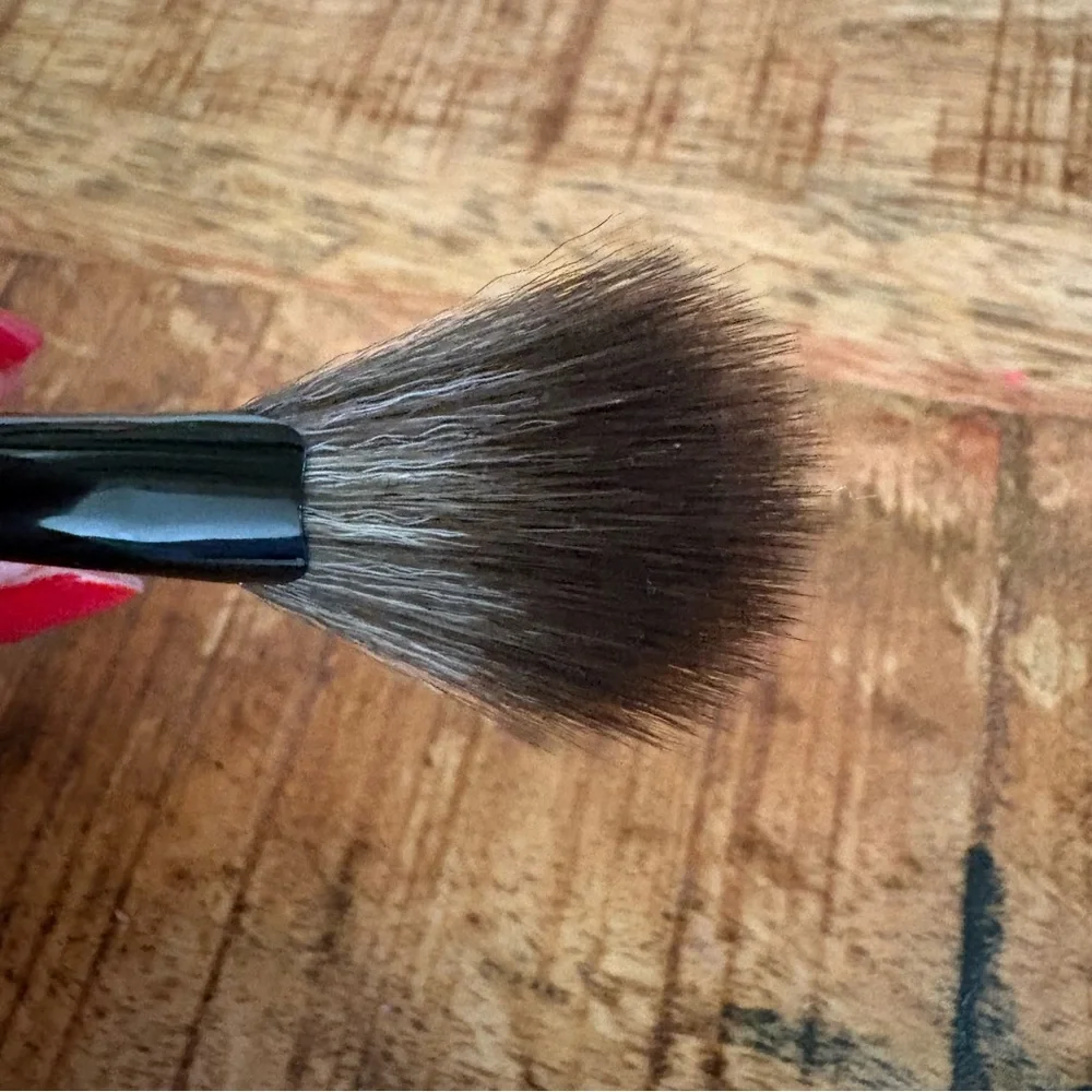 Details By Tati SP-4 Radiant Highlighter Brush First Edition NWOT - Picture 9 of 9